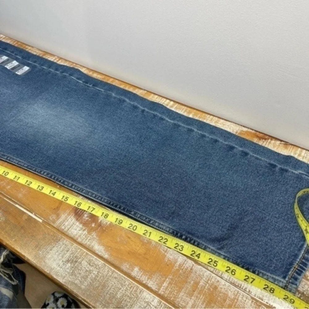 NWOT Levi’s 505 Regular Fit Blue Jeans~Mens Size 40x30 Color Blue